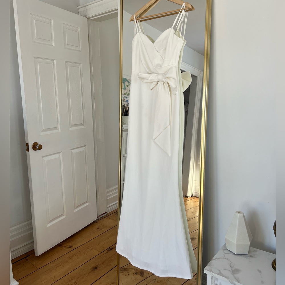 White Maxi Bridal Shower Dress with Bow from Red Dress size M new with tags - Picture 6 of 16
